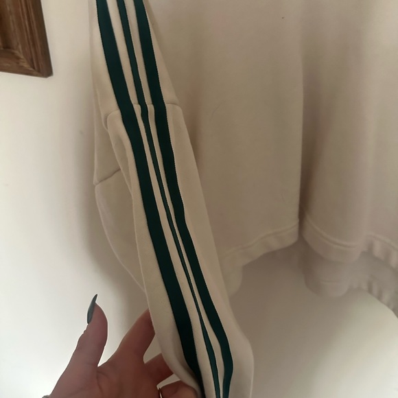 Adidas Cropped Crewneck - Picture 3 of 4